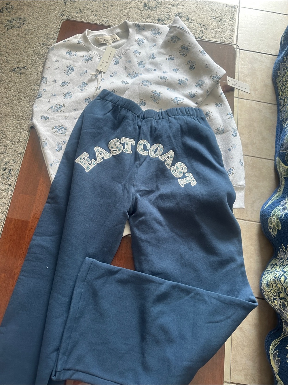 Vintage Havana ditsy blue flowers sweatshirt with coordinating sweat pants